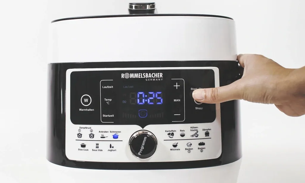 Steam pressure & multicooker MD 1000