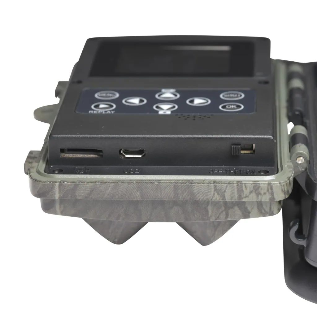 Wildlife and surveillance camera with Wi-Fi, 8 MP CMOS sensor and infrared illumination